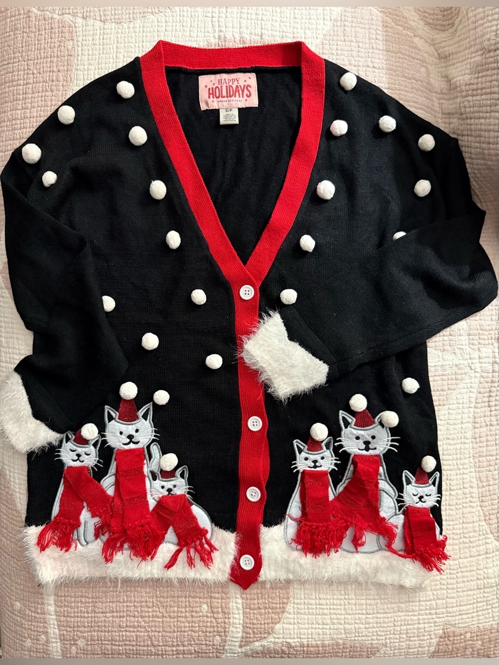 HAPPY HOLIDAYS URBAN HERITAGE CHRISTMAS SWEATER CATS IN SCARVES & SNOWBALLS